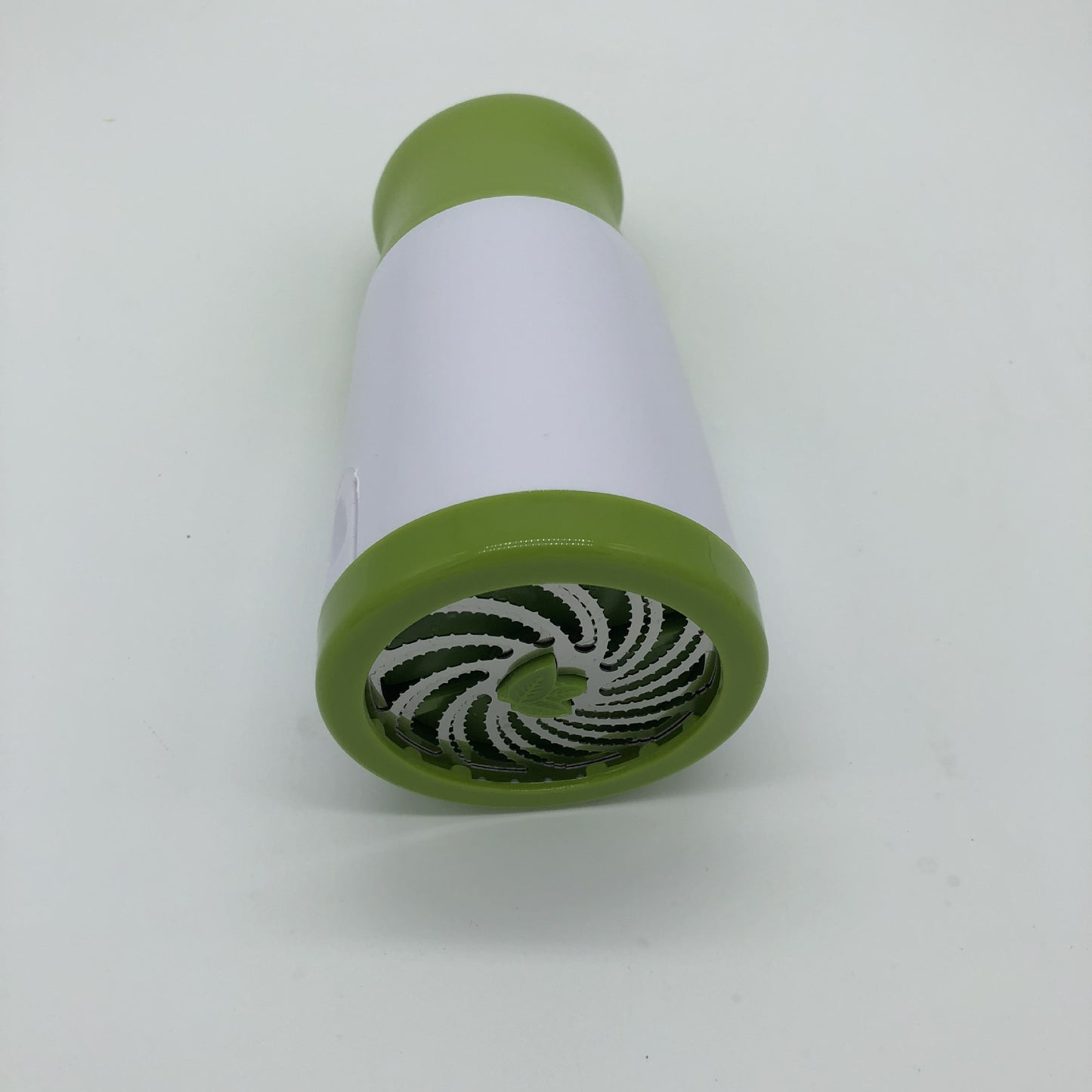 Vegetable shredder
